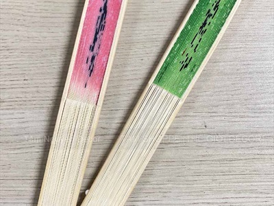 Quạt xếp cổ trang họa tiết đẹp R36cm QUAT-06